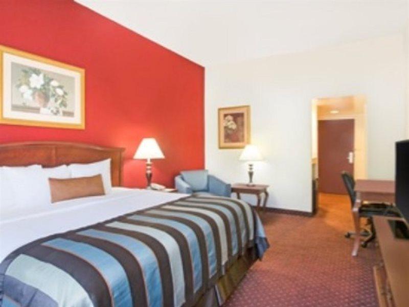 Holiday Inn Express & Suites - Mobile - I-65 By Ihg Exterior foto